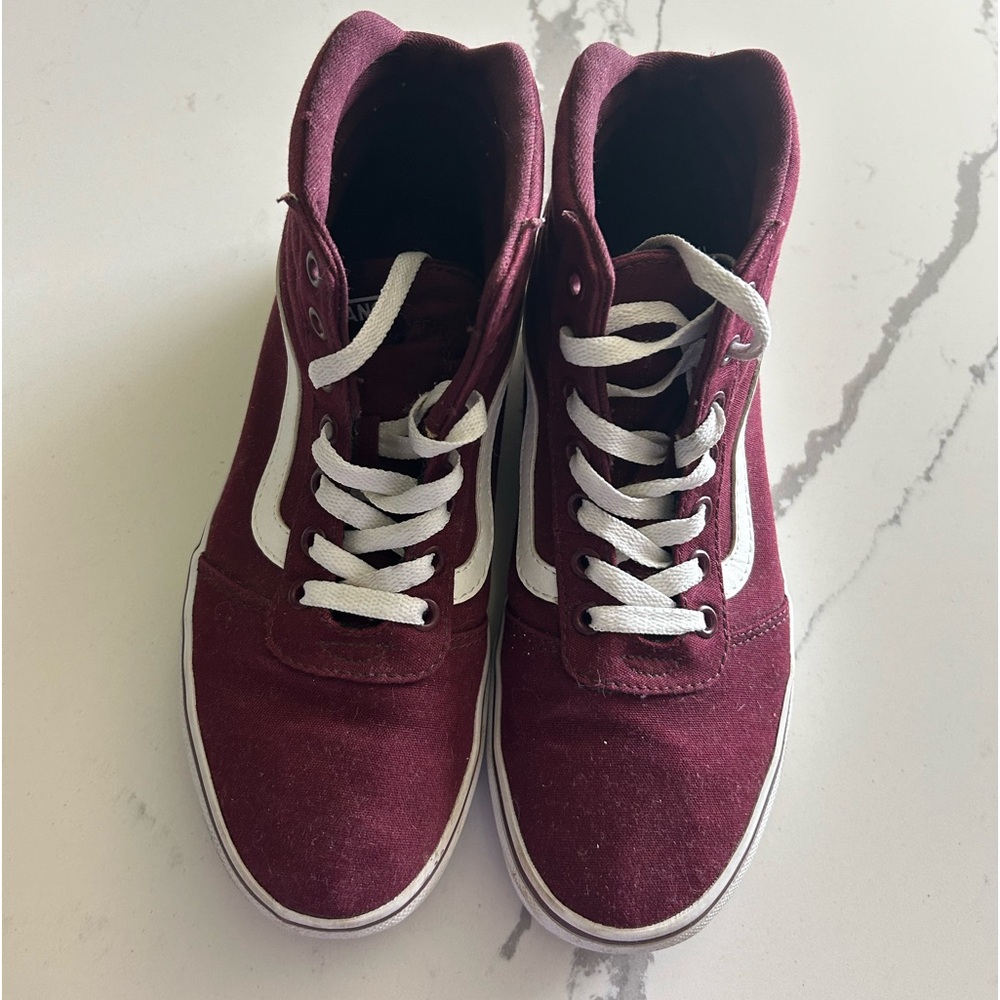 Women’s shoes
